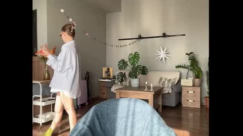 Snapshot of holydori chatting on 16, 11, 2025 dori not holy get my tg channel with link from description under last photo online show from 16, 11, 2025