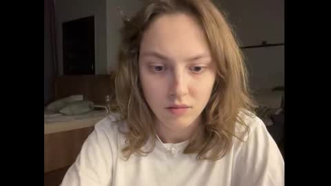 Snapshot of holydori chatting on 26, 11, 2025 dori not holy get my tg channel with link from description under last photo online show from 26, 11, 2025