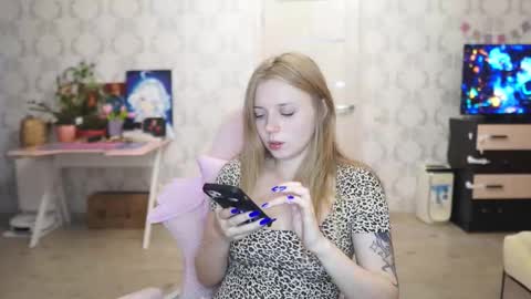 Snapshot of holydumplings chatting on 10, 11, 2025 Taiga online show from 10, 11, 2025