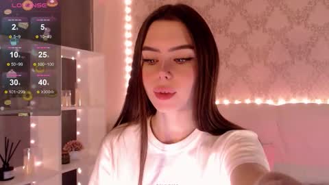 Mia online show from 9, 11, 2025