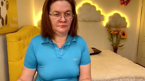 holymilfa online show from 2, 2, 2025