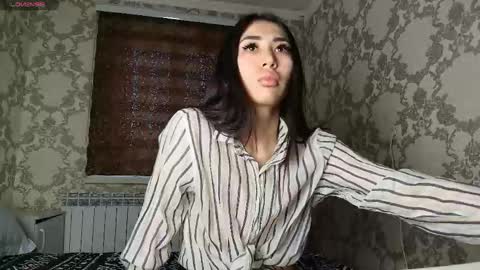 homura_ayanami online show from 1, 4, 2026