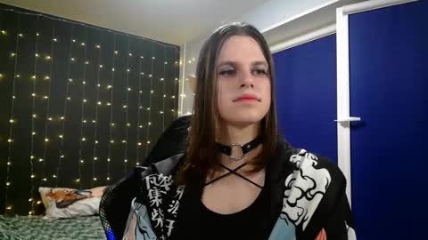 Honelints boyblonde hair AsterMIntfemboybrown hair online show from 8, 1, 2025