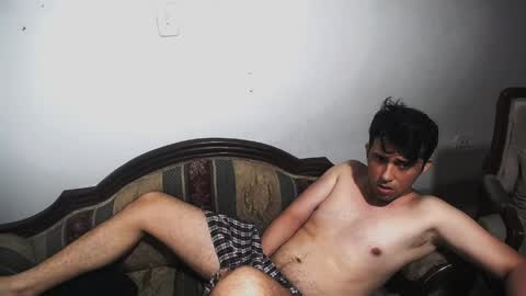Snapshot of honey_baby19 chatting on 2, 6, 2026 Jhonny online show from 2, 6, 2026
