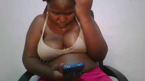 honey_beb online show from 25, 9, 2025