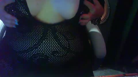 honey bee    online show from 13, 9, 2025