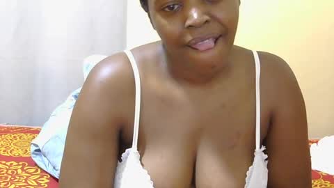 Snapshot of honey_caddy chatting on 12, 6, 2026 honey_caddy online show from 12, 6, 2026