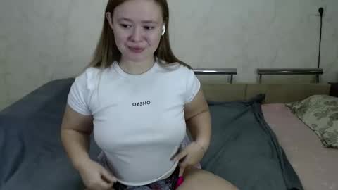 honey_caramelle online show from 15, 12, 2024