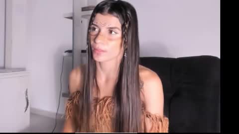 Snapshot of honey_darcy chatting on 31, 10, 2025 honey_darcy online show from 31, 10, 2025