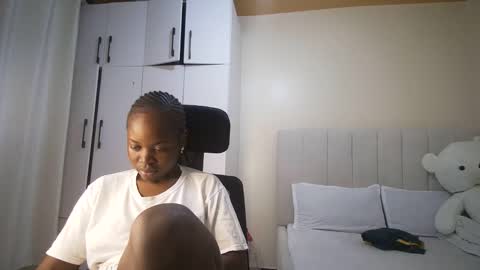 Snapshot of honey_drop1 chatting on 30, 4, 2026 honey drop online show from 30, 4, 2026