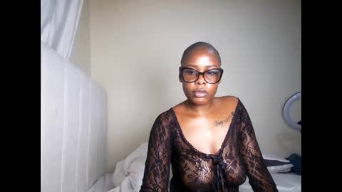 Snapshot of honey_drop1 chatting on 29, 5, 2026 honey drop online show from 29, 5, 2026