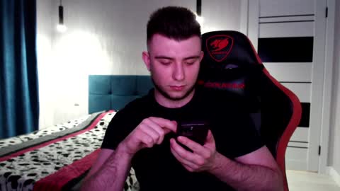 Wolfy online show from 7, 12, 2024