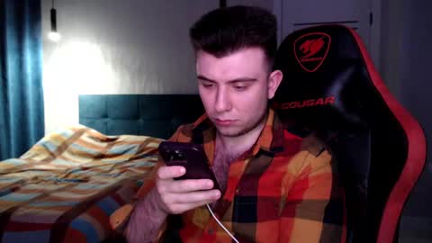 Wolfy online show from 19, 2, 2025