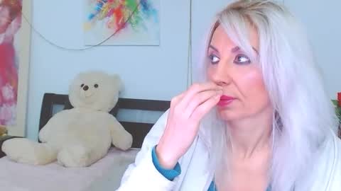 honey_lara online show from 14, 2, 2026