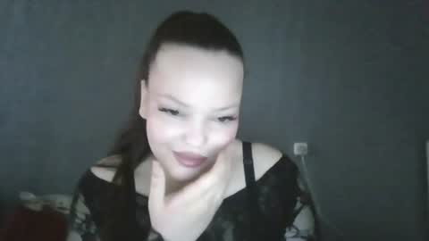 honey_miracle online show from 5, 7, 2026