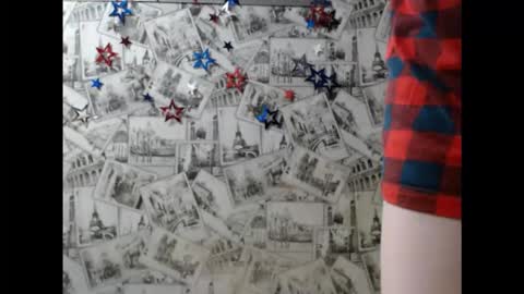 Snapshot of honey_mood chatting on 30, 11, 2025 Lina online show from 30, 11, 2025