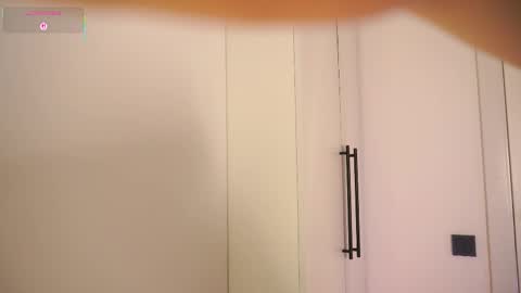 Snapshot of honey_pixie chatting on 20, 9, 2025 honey_pixie online show from 20, 9, 2025