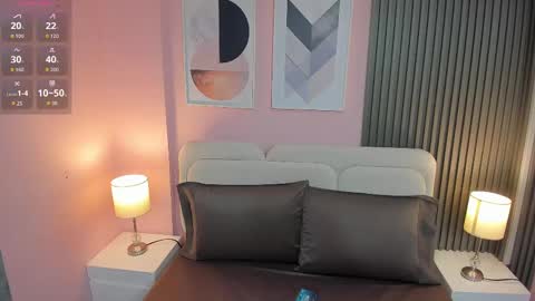 honey_sofii_ online show from 26, 9, 2025