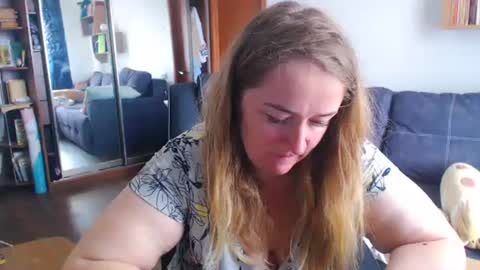 Snapshot of honeydewmolly chatting on 31, 5, 2026 HoneydewMolly online show from 31, 5, 2026