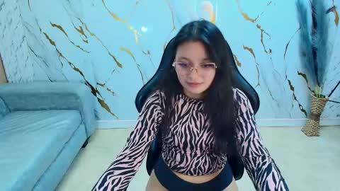 honeydoll_tf online show from 8, 5, 2026