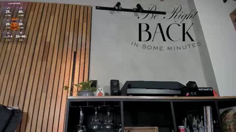 Sofia independent model online show from 10, 10, 2025