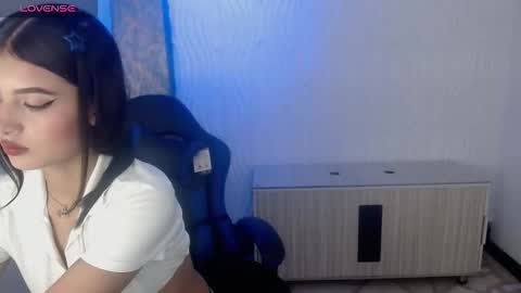 HONEY LUXE online show from 4, 2, 2026