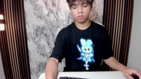 Snapshot of honeymoon_sariel chatting on 26, 4, 2026 honeymoon_sariel online show from 26, 4, 2026
