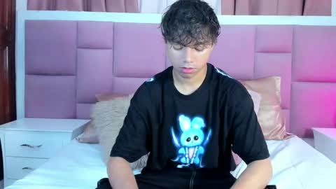Snapshot of honeymoon_sariel chatting on 2, 5, 2026 honeymoon_sariel online show from 2, 5, 2026
