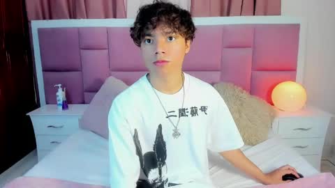 Snapshot of honeymoon_sariel chatting on 20, 5, 2026 honeymoon_sariel online show from 20, 5, 2026