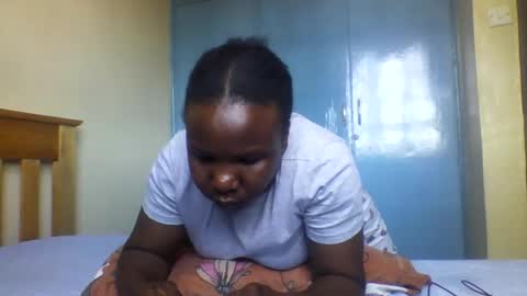 Honeymuny online show from 22, 11, 2025