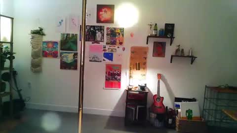 Snapshot of honeythebabe chatting on 2, 12, 2024 honeythebabe online show from 2, 12, 2024