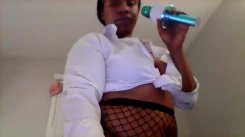 Snapshot of honnievu chatting on 3, 2, 2026 honnievu online show from 3, 2, 2026