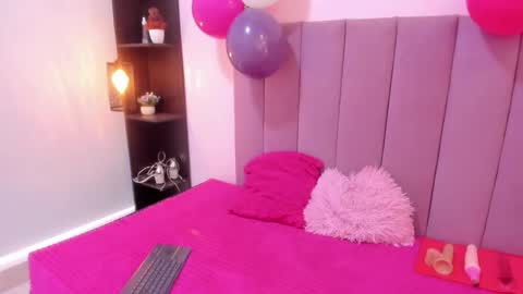 holly online show from 6, 11, 2025