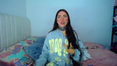 Snapshot of hoot_alicee chatting on 20, 4, 2026 ONLYFANS online show from 20, 4, 2026