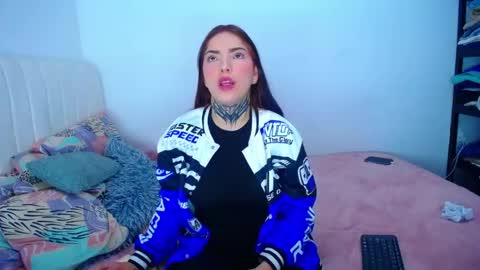 Snapshot of hoot_alicee chatting on 21, 4, 2026 ONLYFANS online show from 21, 4, 2026