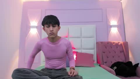 hoot_booys_ online show from 28, 10, 2025