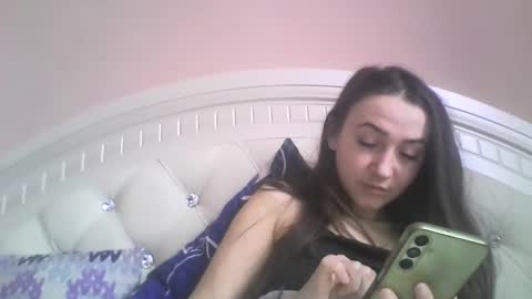 Snapshot of hootloove69 chatting on 2, 2, 2025 hootloove69 online show from 2, 2, 2025