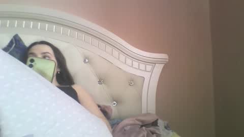 Snapshot of hootloove69 chatting on 2, 2, 2025 hootloove69 online show from 2, 2, 2025