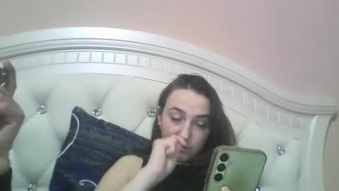 Snapshot of hootloove69 chatting on 2, 2, 2025 hootloove69 online show from 2, 2, 2025