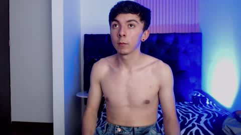 Snapshot of hopper_1 chatting on 5, 11, 2025 Hopper online show from 5, 11, 2025