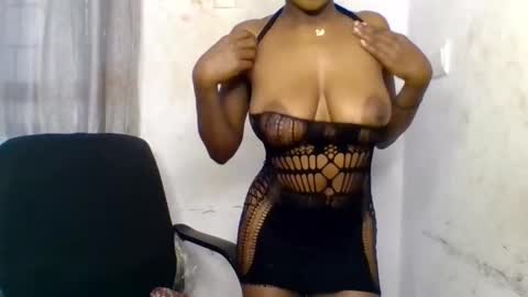 Snapshot of horny_ebonygirl chatting on 19, 10, 2025 Horny ebonygirl online show from 19, 10, 2025