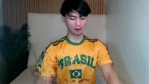 cum boy james online show from 25, 5, 2026