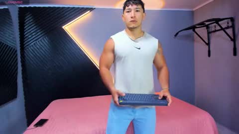 horny_nick18 online show from 28, 3, 2026