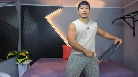 horny_nick18 online show from 16, 4, 2026