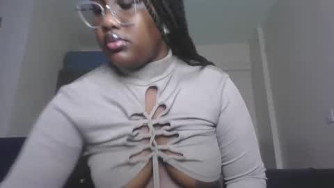 Snapshot of horny_sexxy_babe chatting on 10, 6, 2026 Lucy online show from 10, 6, 2026