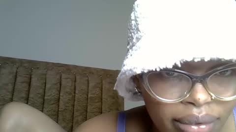 horny_sexy_baby online show from 19, 12, 2025