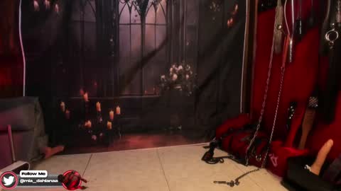 Mia Dahianaa   2  hornydahianax online show from 28, 12, 2024