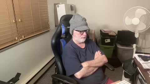 Brett online show from 6, 2, 2025
