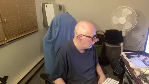 Brett online show from 10, 2, 2025