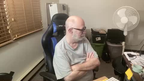 Brett online show from 28, 2, 2025